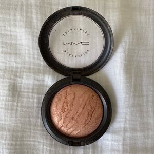 Mac mineralize skin finish - light blush
